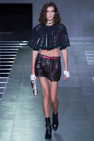 Look 39